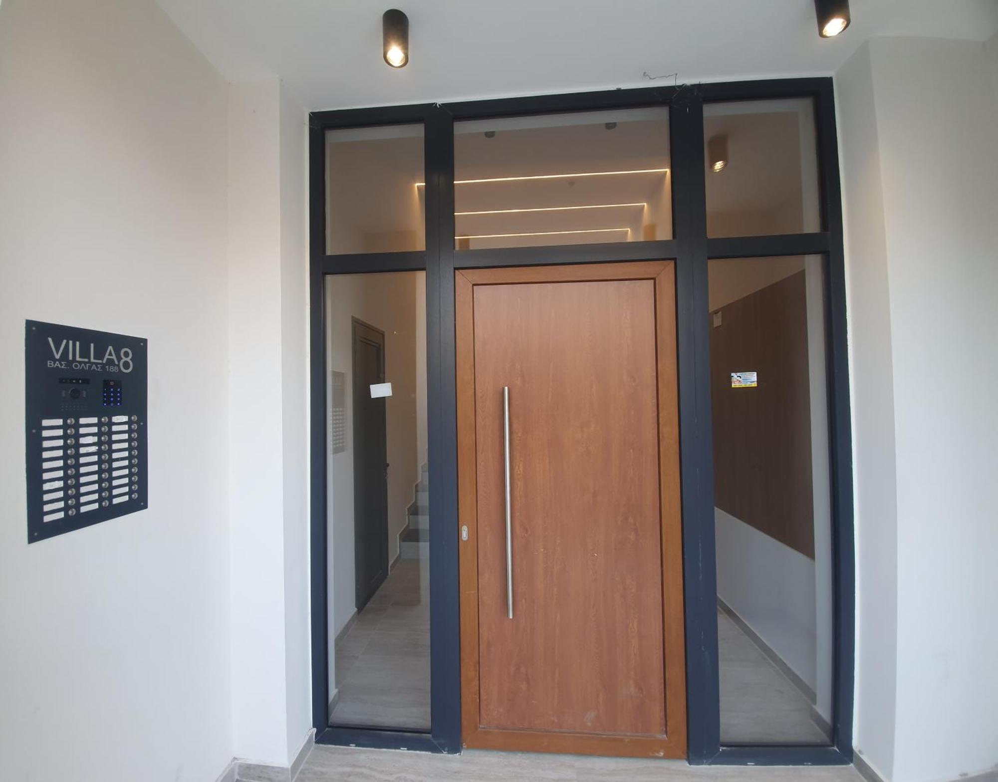 Villa 8 By Proliving Hospitality Thessaloníki Ngoại thất bức ảnh