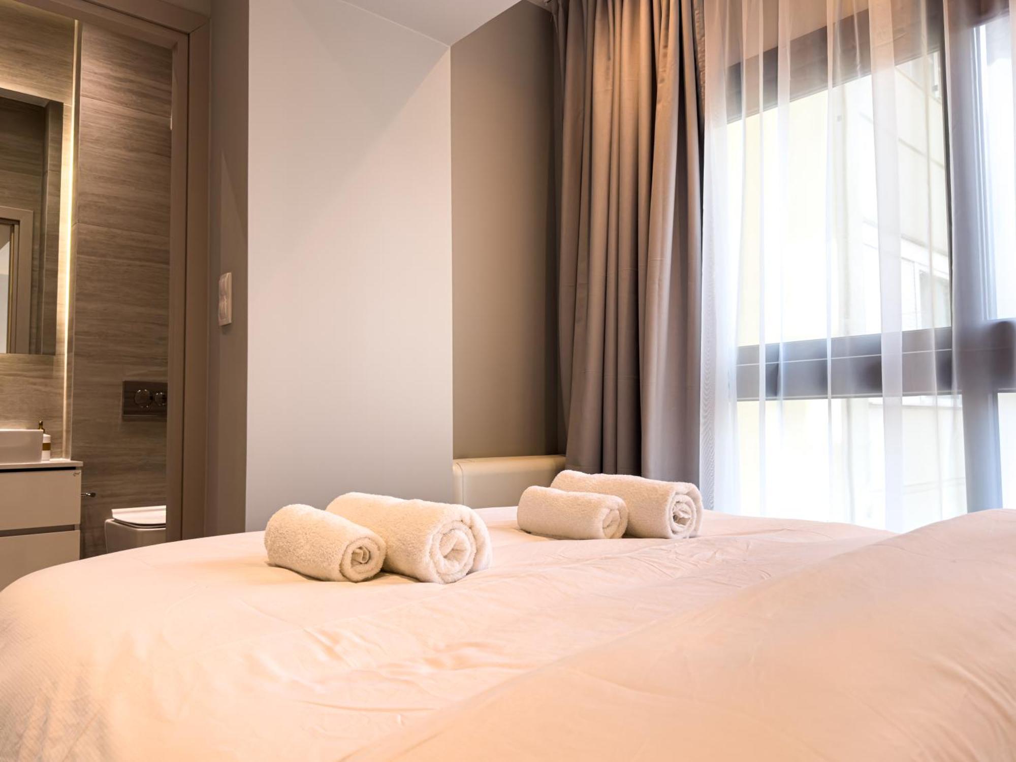 Villa 8 By Proliving Hospitality Thessaloníki Ngoại thất bức ảnh