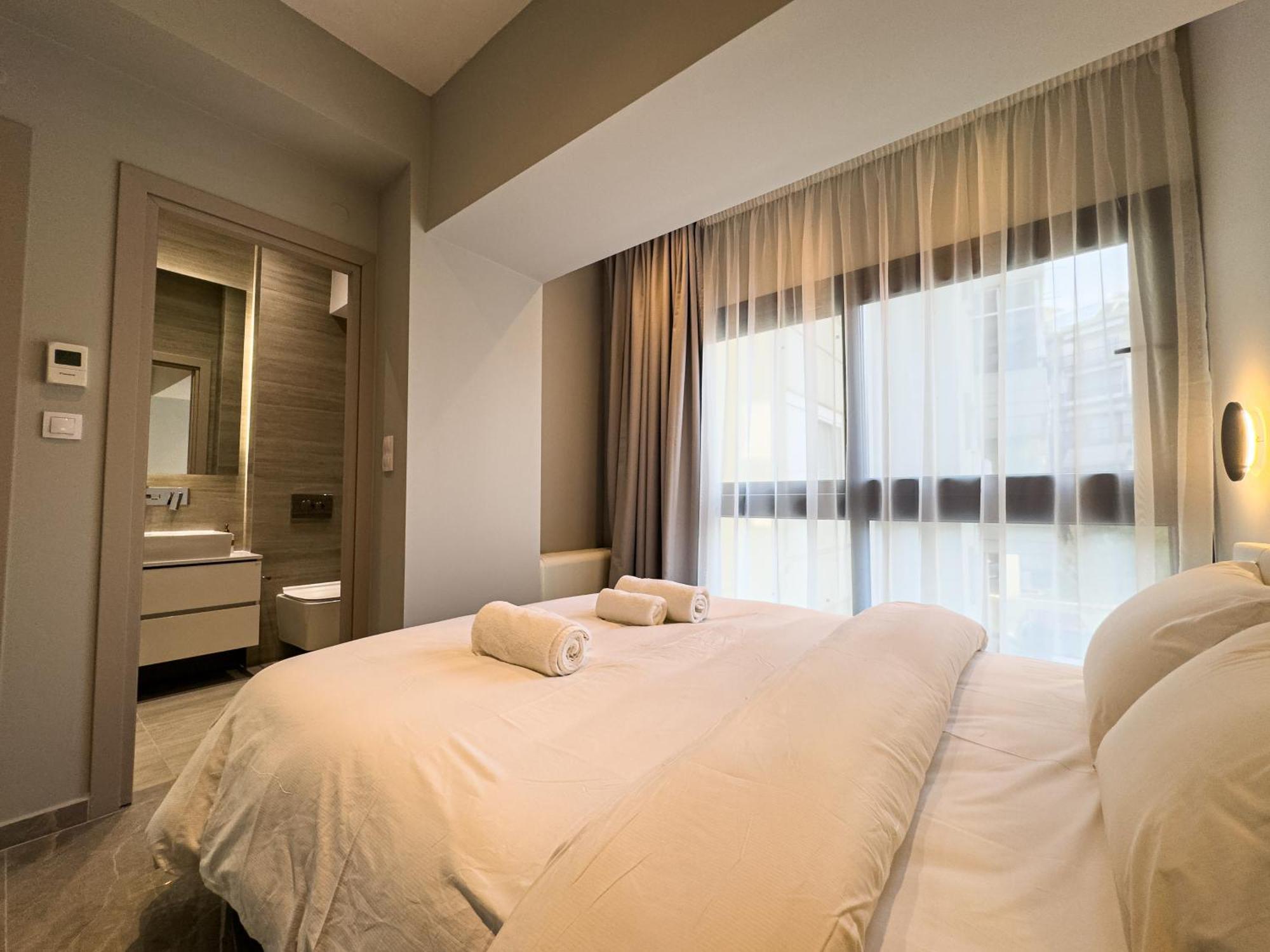 Villa 8 By Proliving Hospitality Thessaloníki Ngoại thất bức ảnh