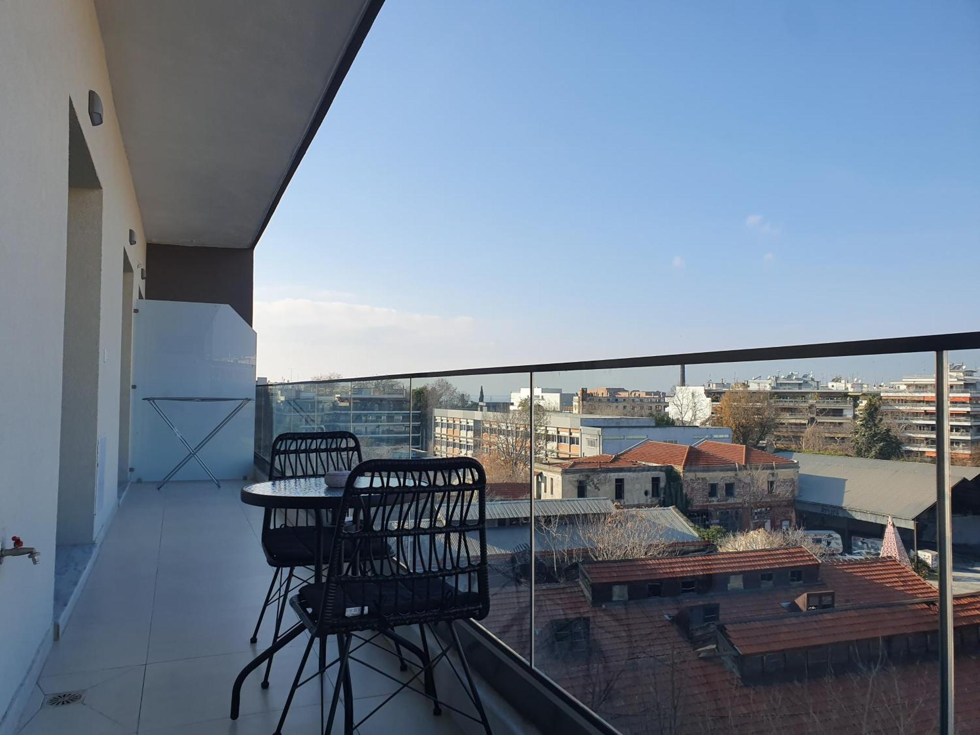 Villa 8 By Proliving Hospitality Thessaloníki Ngoại thất bức ảnh